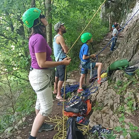 La Maison De Jeanne Bed and breakfast Osse-en-Aspe