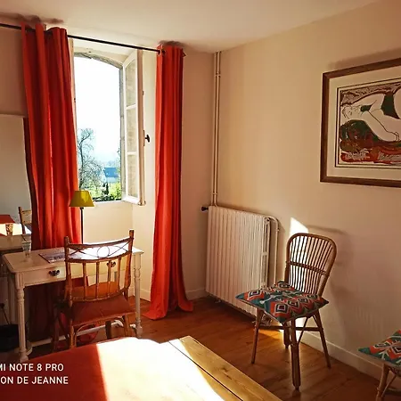La Maison De Jeanne Bed & Breakfast *