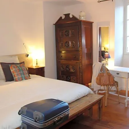 Frühstückspension La Maison De Jeanne 3*
