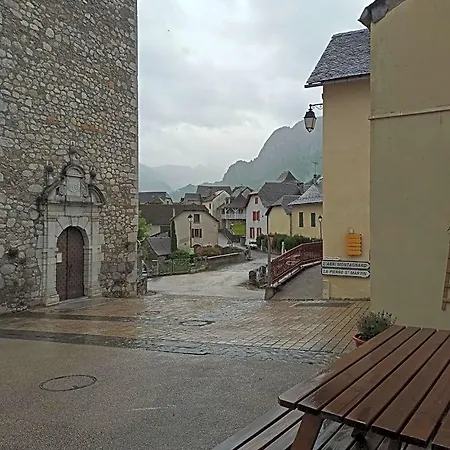 La Maison De Jeanne Frühstückspension 3*